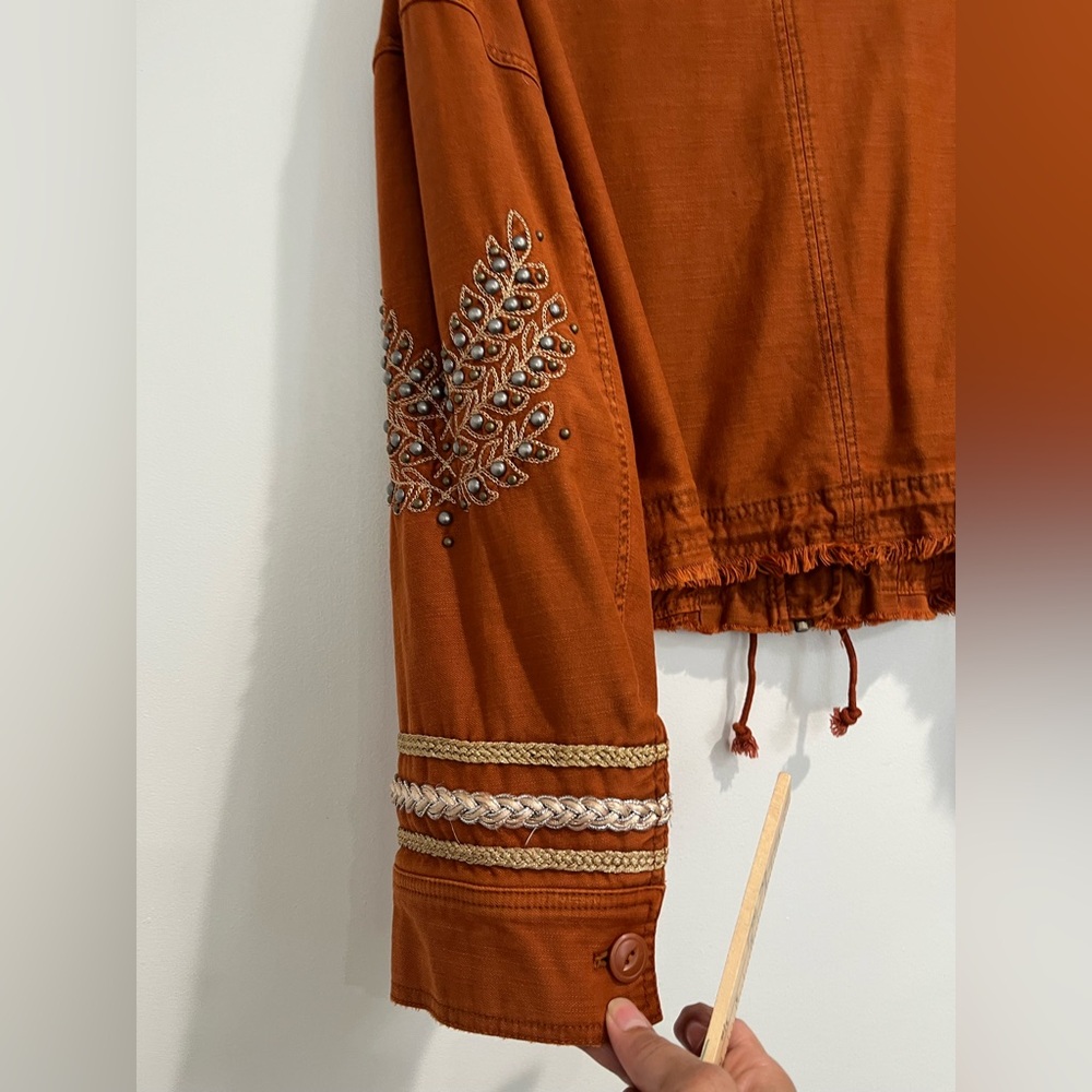 Free People‎ Burnt Orange Cropped Studded Military Jacket Sz. M - Picture 9 of 10